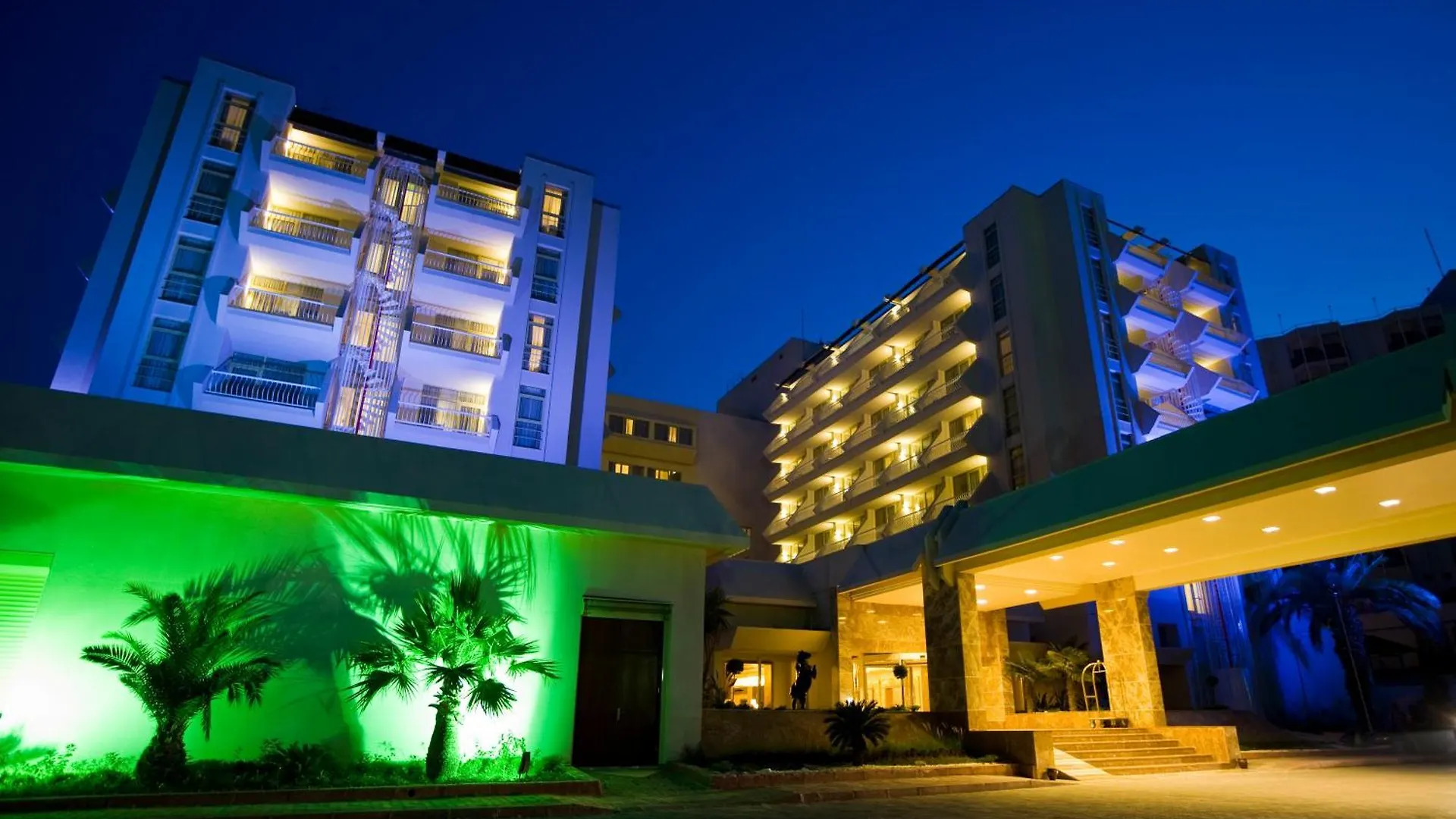 Fantasia Deluxe Hotel Kusadasi 5*,