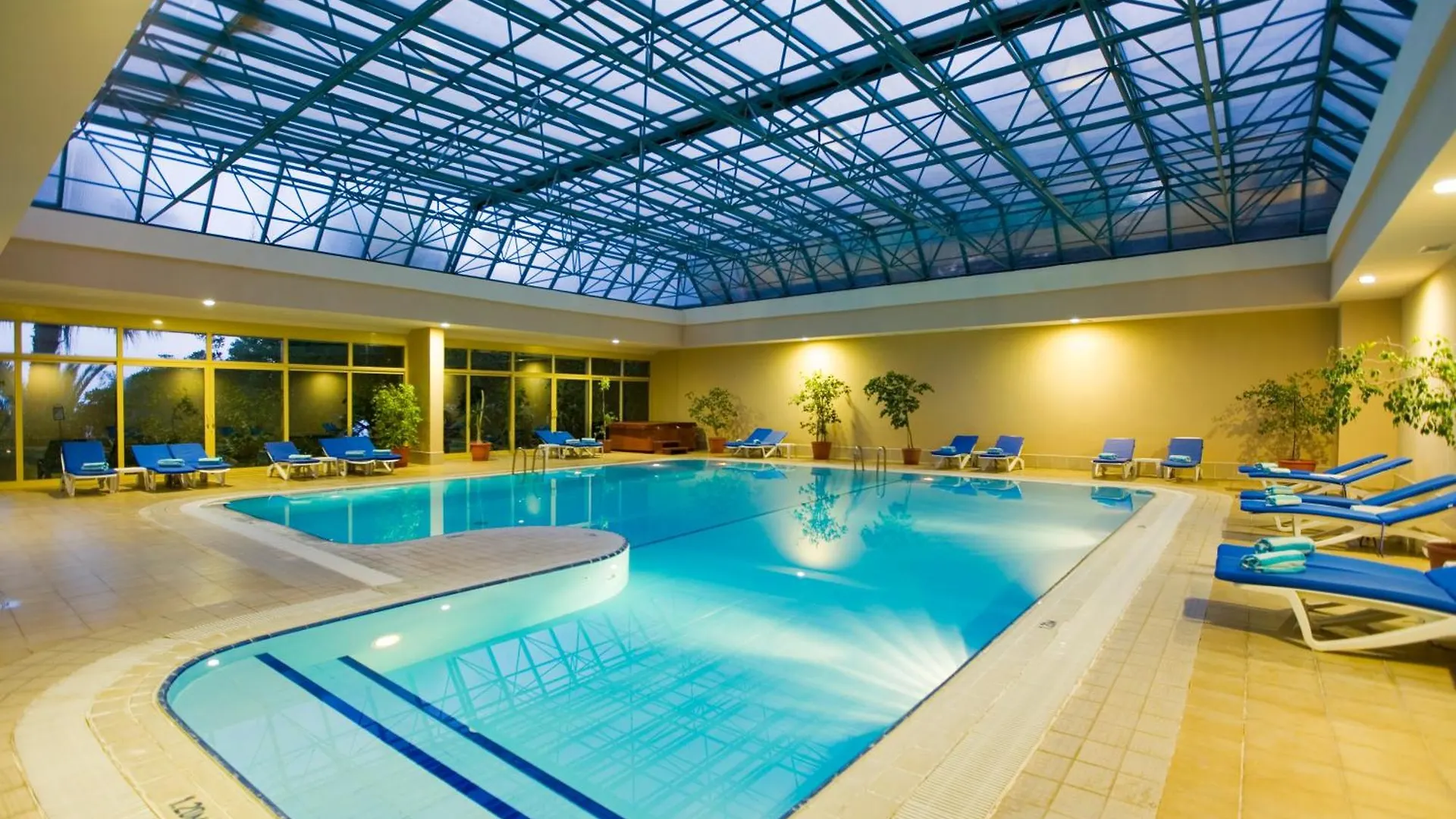 Fantasia Deluxe Hotel Kusadasi