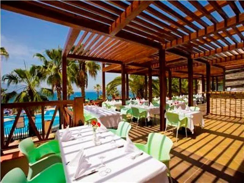 Fantasia Deluxe Hotel Kusadasi 5*,