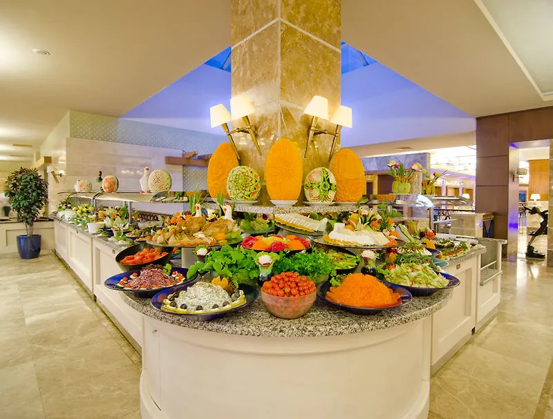Fantasia Deluxe Hotel Kusadasi