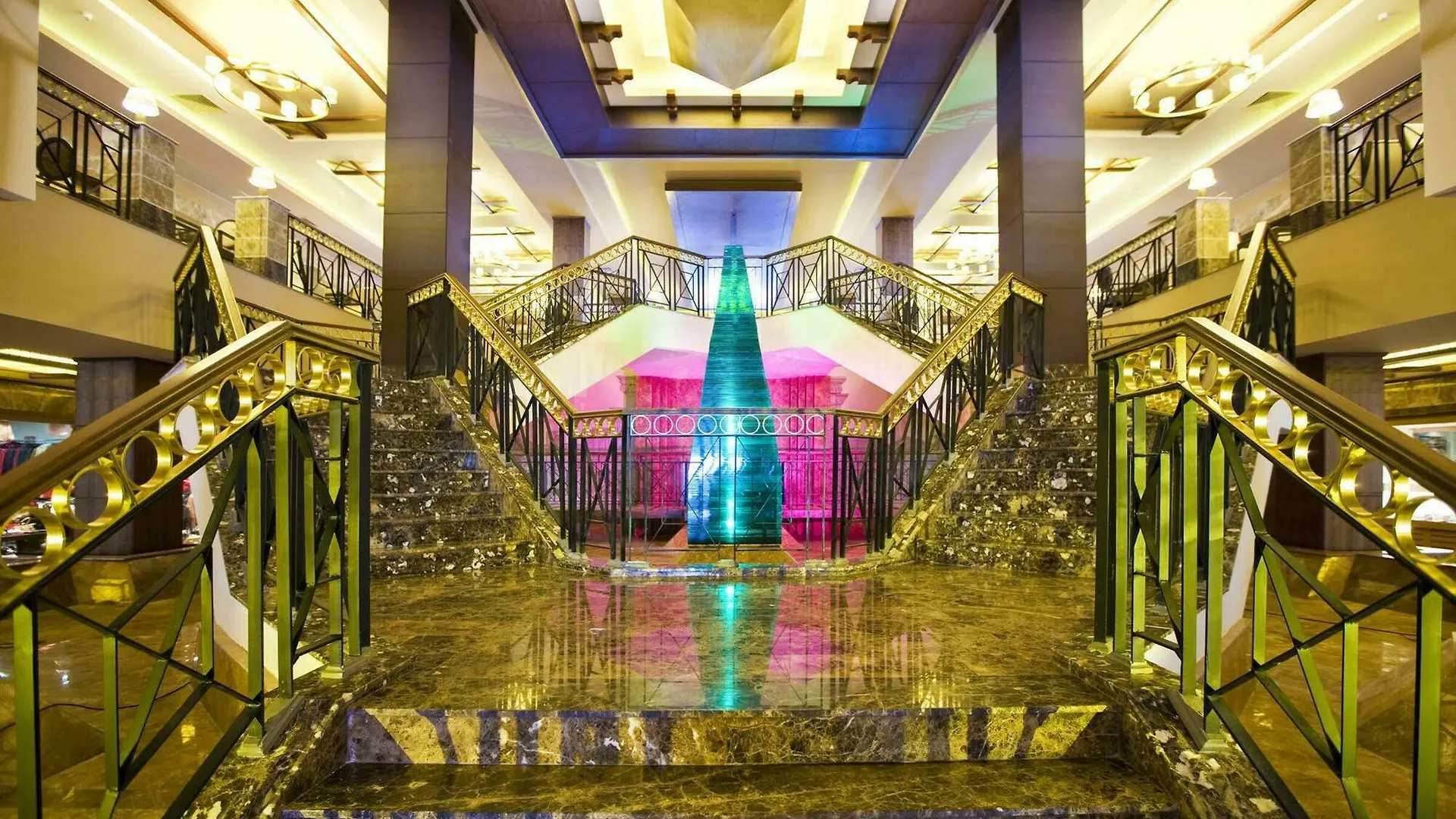 *****  Fantasia Deluxe Hotel Kusadasi Turkey