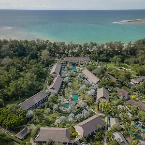 https://the-slate.khao-lakhotels.com
